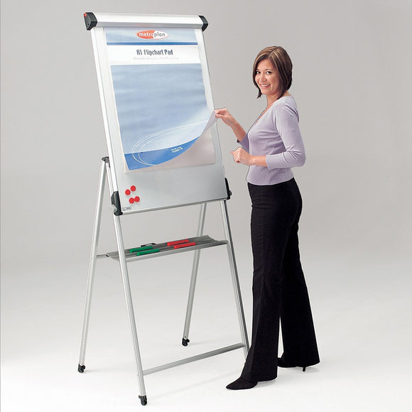 Conference Pro Flip Chart Easel. 1000 x 700mm (HxW) - 1920mm Max Height